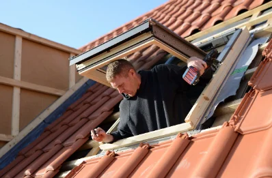 Pose de fenêtres de toit Velux à Aulhat-Flat